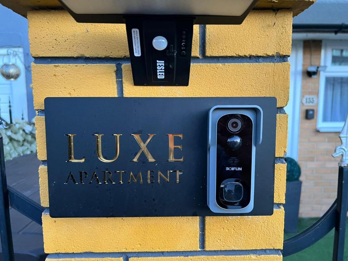 Apartment Luxe Free Wifi, Free Parking, Free Netflix Friern Barnet 외부 사진