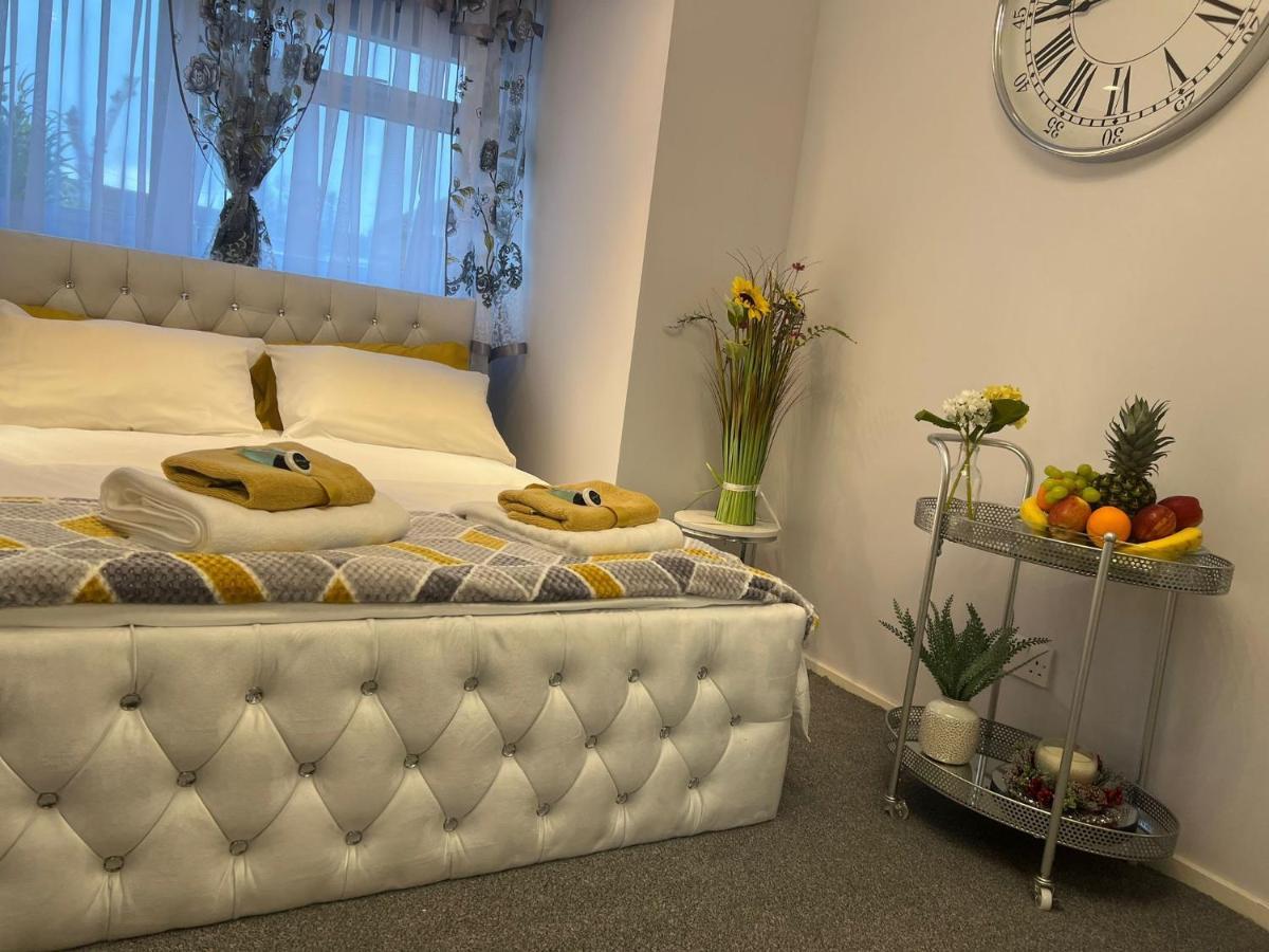 Apartment Luxe Free Wifi, Free Parking, Free Netflix Friern Barnet 외부 사진