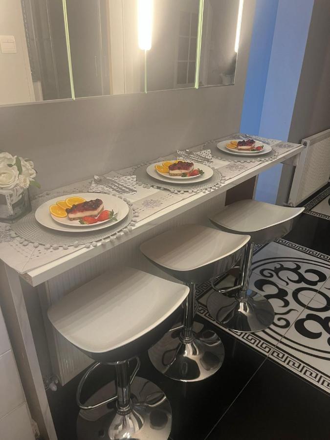 Apartment Luxe Free Wifi, Free Parking, Free Netflix Friern Barnet 외부 사진